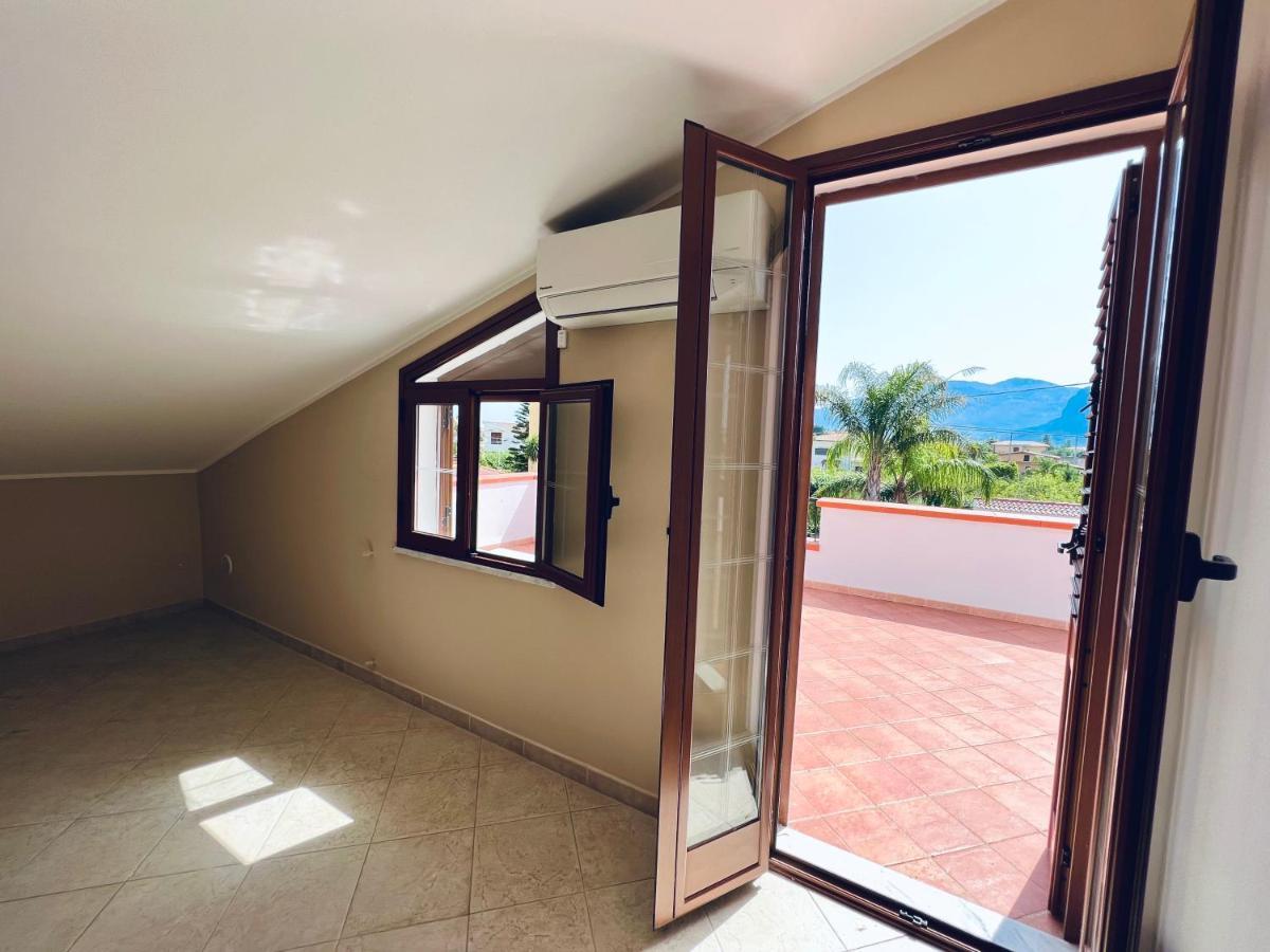 Villa Genova Карини Екстериор снимка