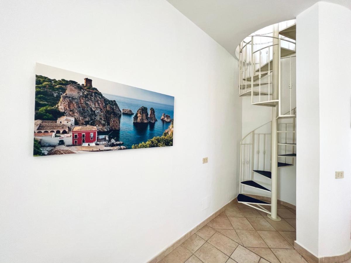 Villa Genova Карини Екстериор снимка