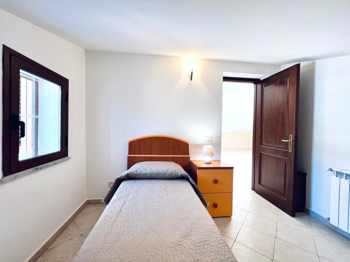 Villa Genova Карини Екстериор снимка
