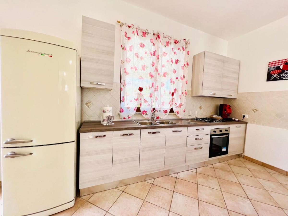 Villa Genova Карини Екстериор снимка